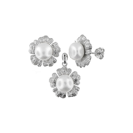 Freshwater Cultured Pearl Earrings & Pendant Set in Italian Sterling Silver