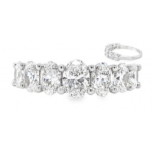 Seven Stone Oval Cut Graduated Claw Set Diamond Ring in 14K White Gold